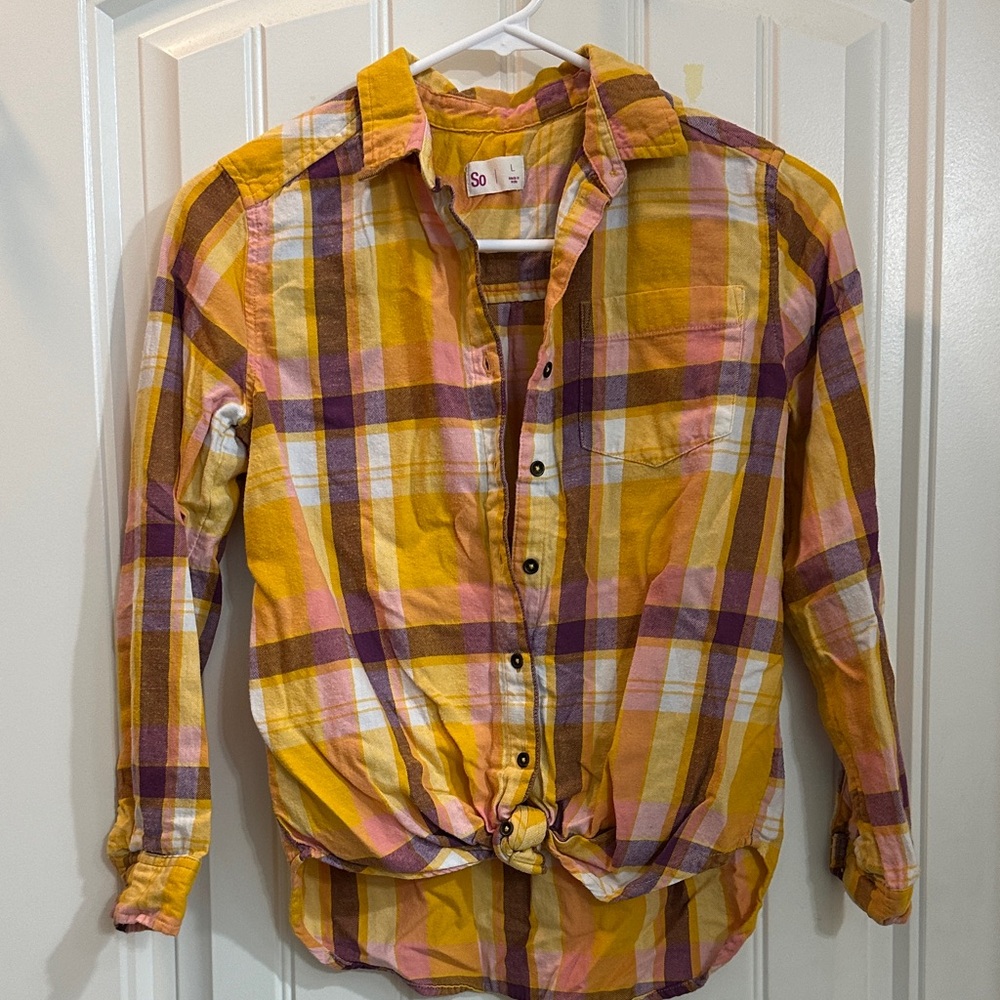 SO Vibrant Plaid Knot Shirt